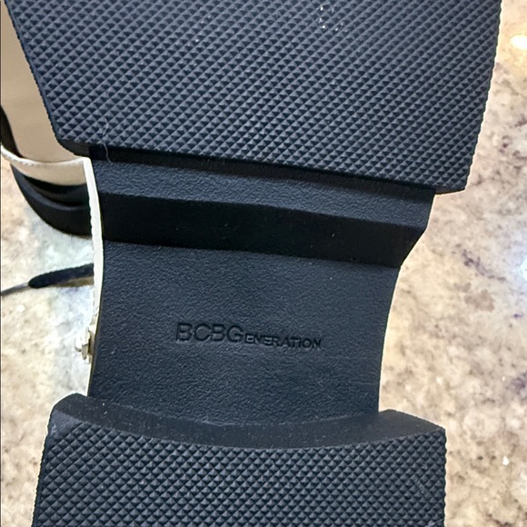 BCBGeneration  Women’s Ander Combat Booties off white size 9 - Picture 4 of 12